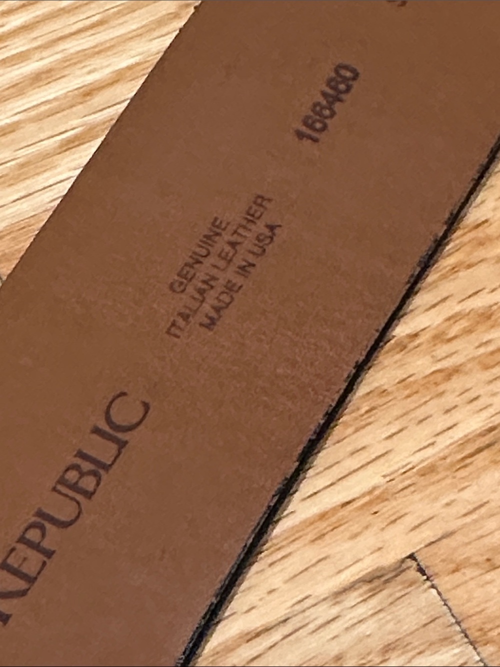 Vintage Banana Republic Genuine Leather Belt with Metal Buckle - Picture 2 of 4